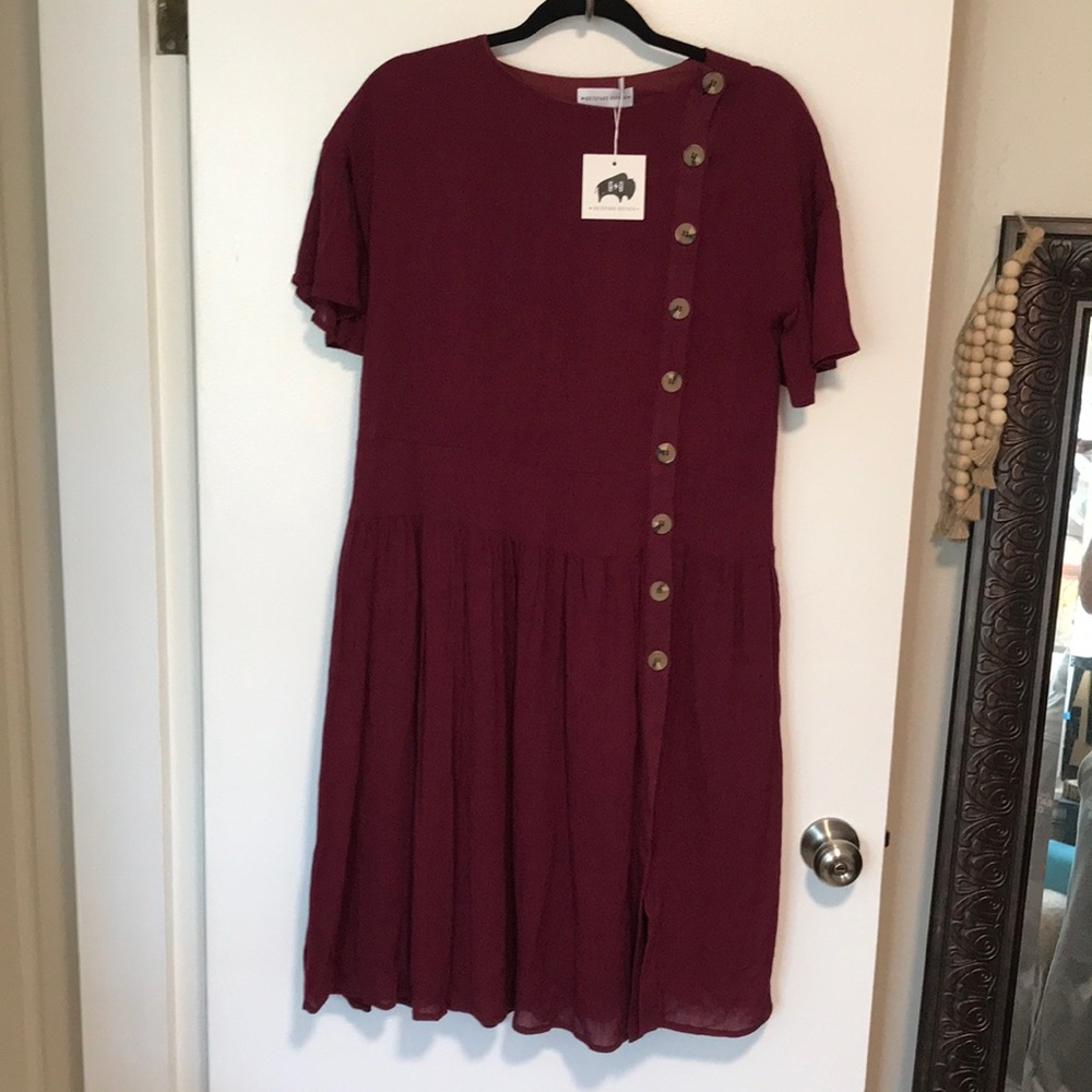 NEW Brickyard Buffalo Burgundy Dress. Medium